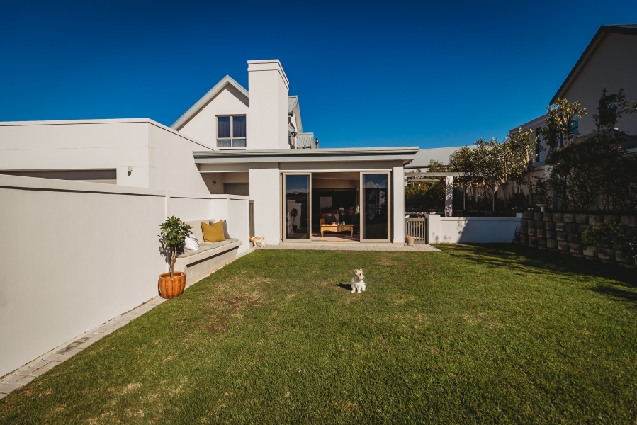 4 Bedroom Property for Sale in Kingswood Golf Estate Western Cape
